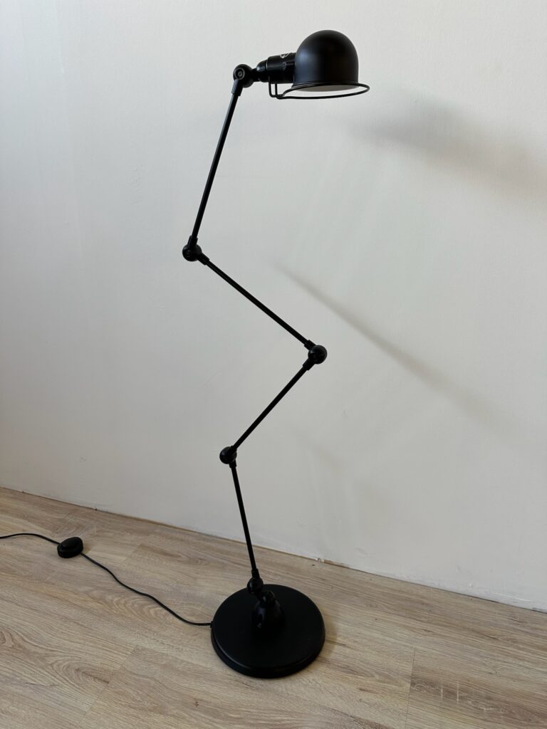 Jielde gulvlampe model S1433.